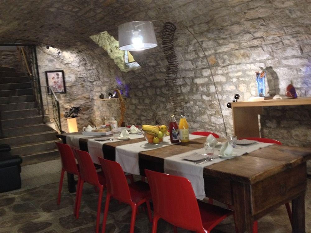 Ermitage De Peyreleau Bed & Breakfast Dış mekan fotoğraf