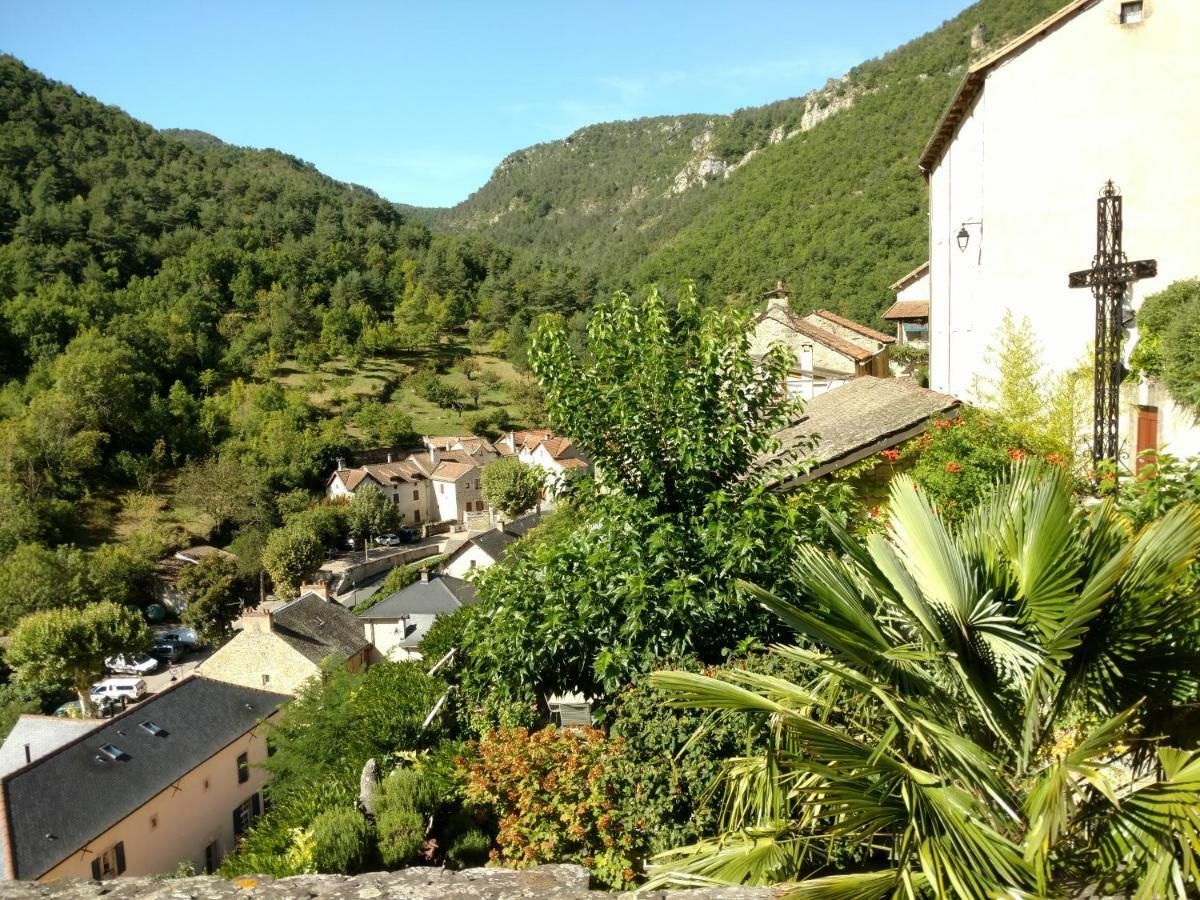 Ermitage De Peyreleau Bed & Breakfast Dış mekan fotoğraf